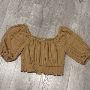 American Eagle Outfitters Mustard Cropped Puff Sleeve Blouse